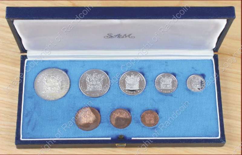 1975_Short_Proof_set_box_open.jpg