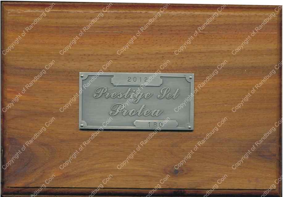 Protea_prestige_set_box_closed.jpg