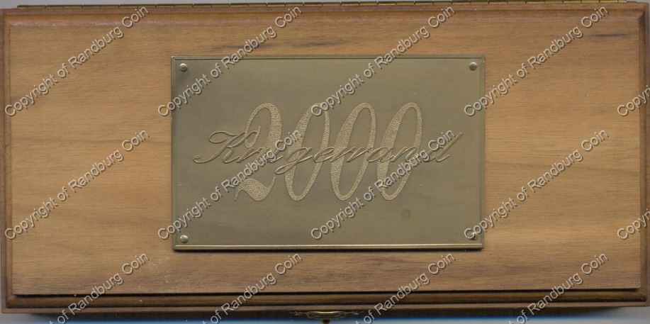 2000_Gold_Proof_KR_1_oz_Celtic_box.jpg