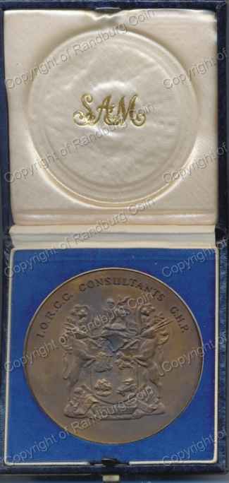 1977_PK_le_Roux_Dam_Bronze_Medal_Box_ob.jpg