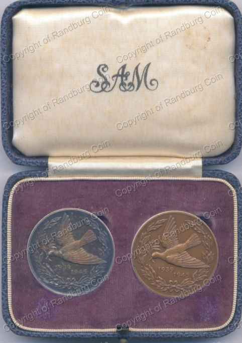 Set_SA_Union_ WW2_Peace_Celebration_Medallions_Box_rev.jpg
