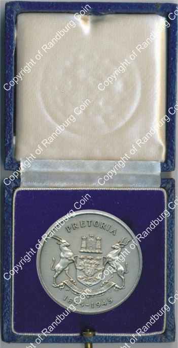 South_Africa_1945_Silver_Medallion_ZA_Railway_Co_50_years_box_ob.jpg