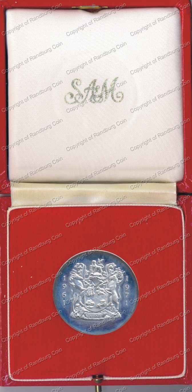 South_Africa_1971_Silver_Medallion_10_year_growth_Box_ob.jpg