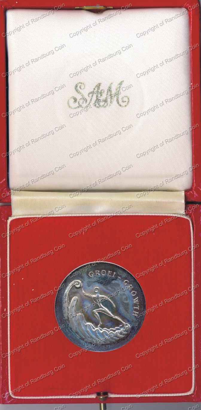 South_Africa_1971_Silver_Medallion_10_year_growth_Box_rev.jpg