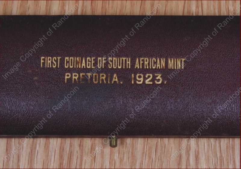 1923_Long_Proof_Box_1_Close