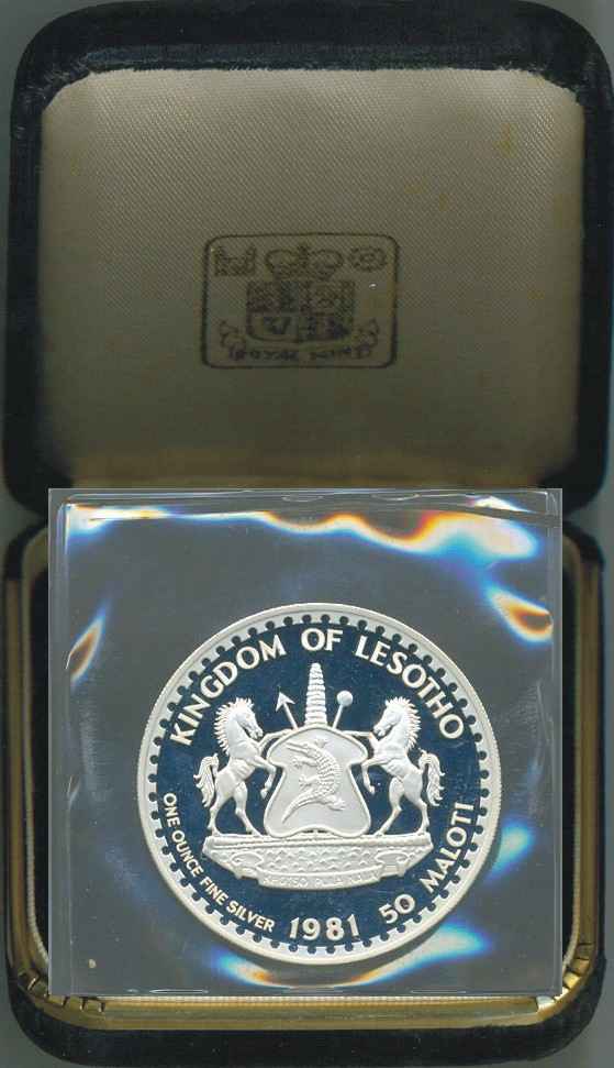 Lesotho_1981_50_Maloti_1_oz_fine_silver_15th_anniv_Commonwealth_membership_box_ob