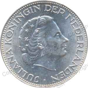 Netherlands_1962_Silver_2_and_Half_Guilder_ob.jpg