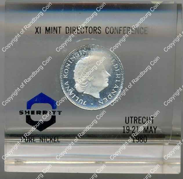 Netherlands_1980_2_and_a_half_gulden_in_paperweight_ob.jpg