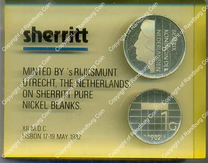 Netherlands_1982_1_and_2_and_a_half_gulden_in_paperweight_ob.jpg