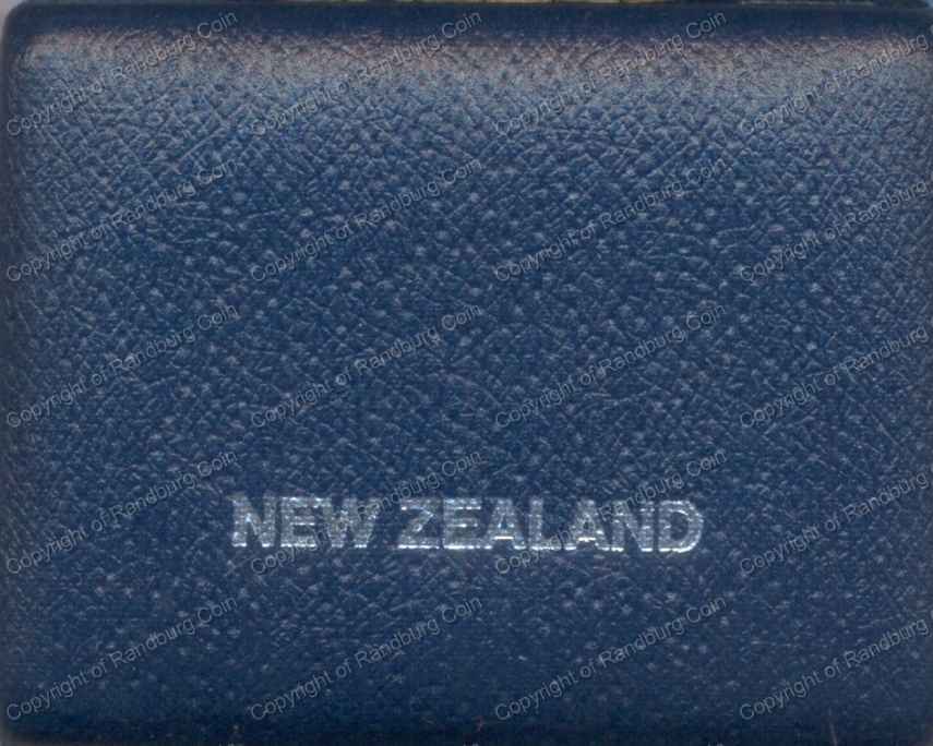New_Zealand_1982_PF_Silver_1_Dollar_Box.jpg