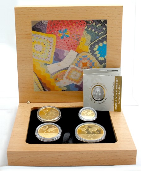 2015 Gold One Half Quarter and Tenth oz Mandela Day 67 Mint Mark 4 Coin Set open box rev