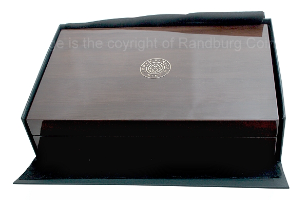 2019 1oz Gold R100 Cradle of Humankind Austrolopithecus Natura Launch Mintmarked Set closed box