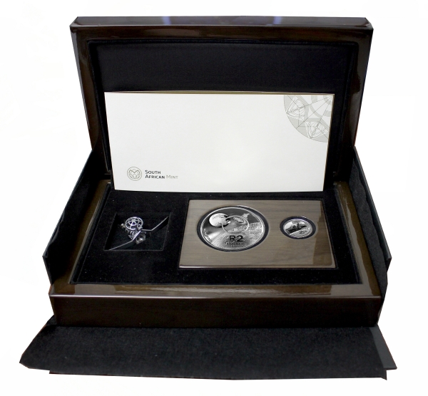 2019 Silver Proof 1oz and 2.5 cent Tickey SA Inventions coin set box open aa