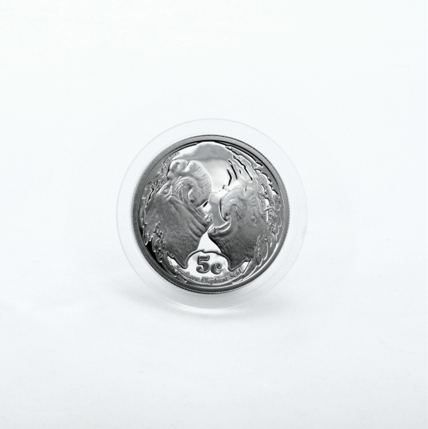 2017 Silver Prestige Marine Protected Set R5 Coin rev