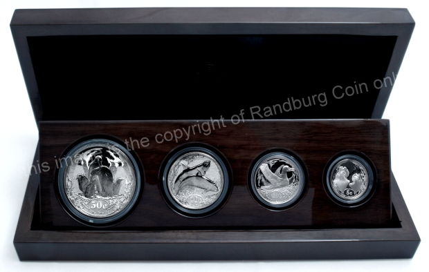 2017 Silver Prestige Marine Protected Set open box rev