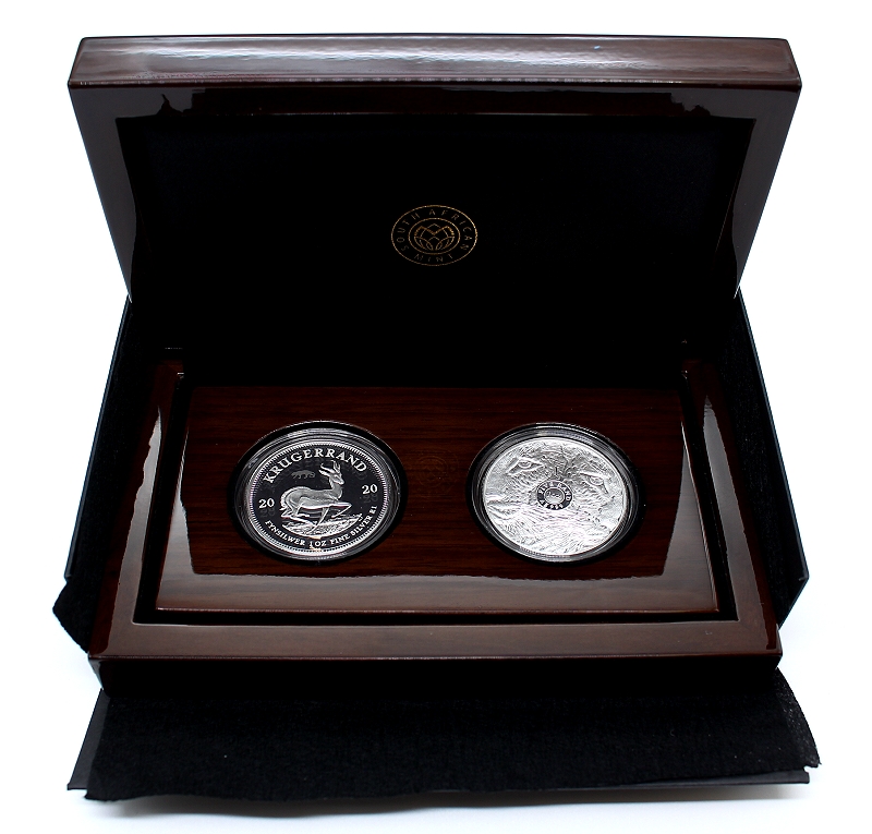2020 Silver 1oz KR Leopard Privy Mark and Silver 1oz Leopard Big Five Series coin Combination Set open case