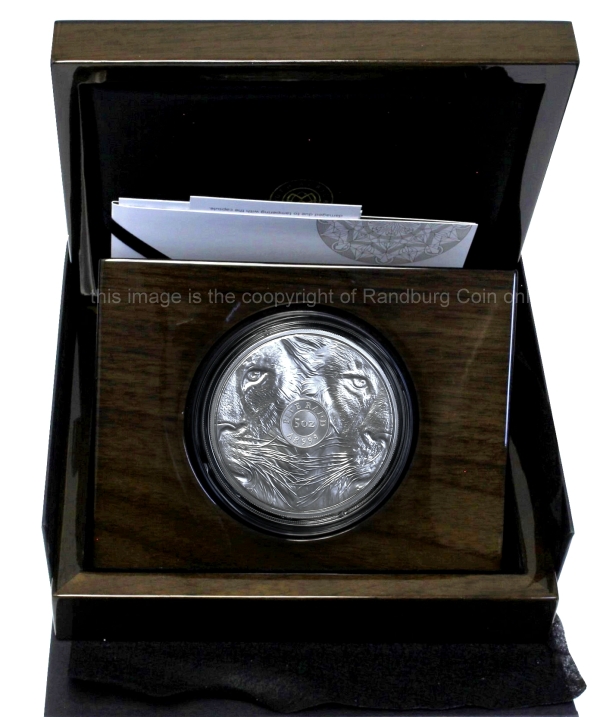 2022 5oz R5 Silver Brilliant Uncirculated Coin Lion SeriesII Case open rev a