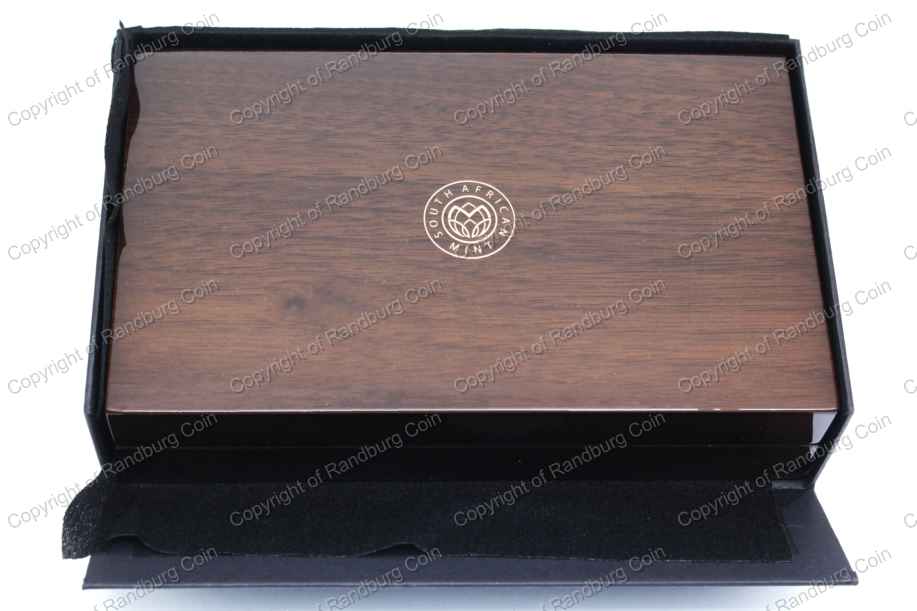 2023_Silver_1oz_KR_Buffalo_Privy_Mark_and_Silver_1oz_Buffalo_Big_Five_Series_2_coin_Combination_Set_case