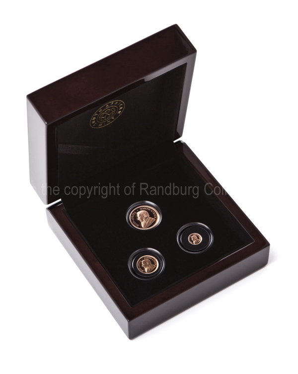 2017_Krugerrand_Vintage_Fraction_Tenth_Twentieth_Fiftieth_3_Coin_Mintmarked_Set_Presentation_Case_open