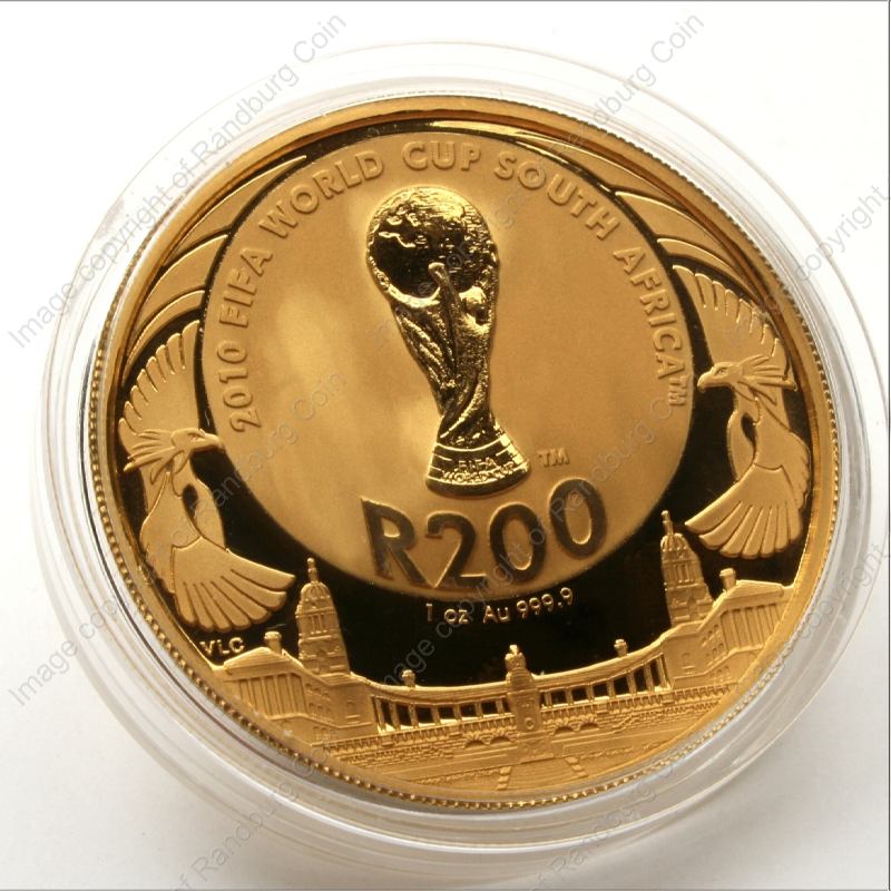 2010_Gold_1oz_FIFA_R200_Trophy_Coin_rev