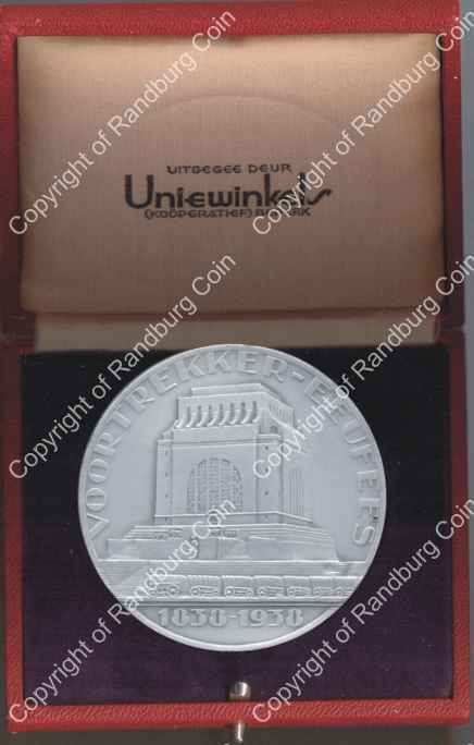 1938_Voortrekker_100jaar_Eufees_Bronze_Medal_Box_ob.jpg