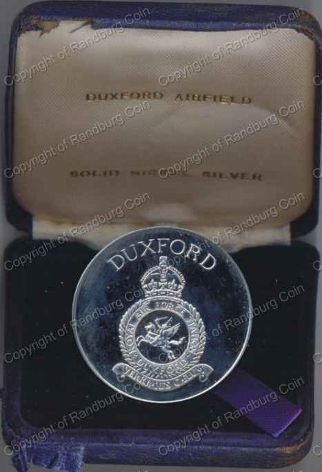 1940_Duxford_Battle_of_Britain_Copper_Nickel_Medallion_Box_ob.jpg