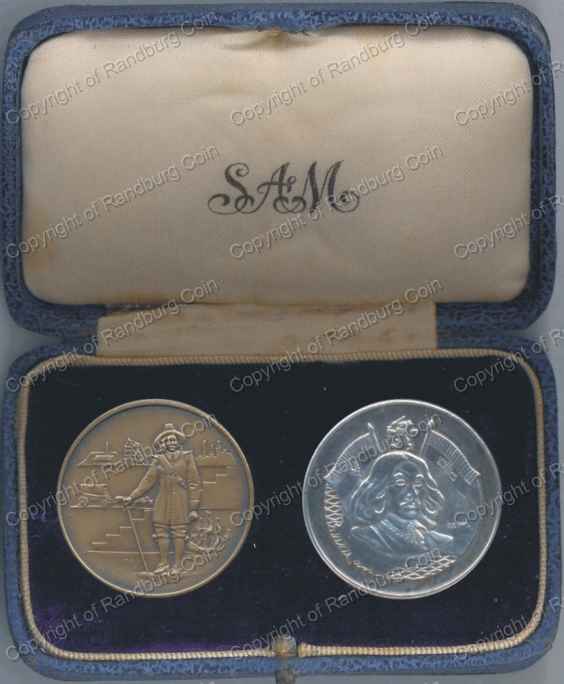 1952_Jan_van_Riebeeck_Medal_Set_Box_obn.jpg