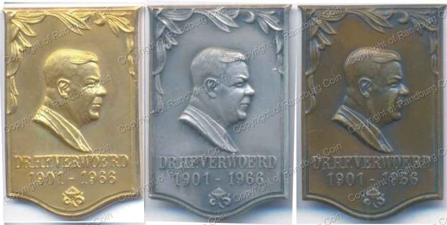1966_Prime_Minister_Dr_HF_Verwoerd_Memorial_Plaques_Set_ob