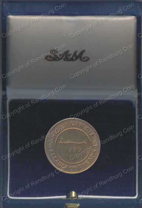 1990_Bronze_FW_de_Klerk_Leader_Nat_Party_Box_revn.jpg