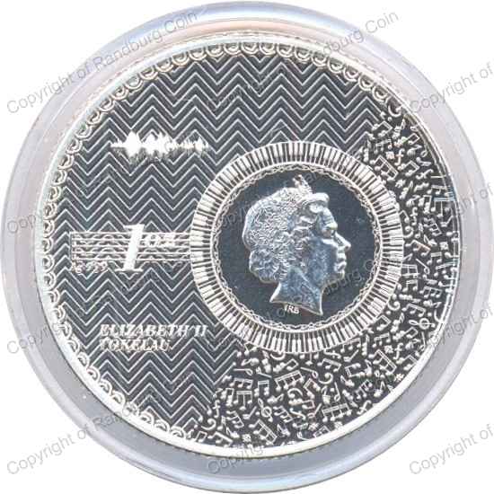 Tokelau_2021_Silver_Five_Dollars_Vivat_Humanitas_ob.jpg